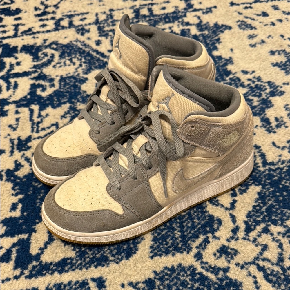 Nike Air Jordan Retro High-Tops - grey/blue and off white.